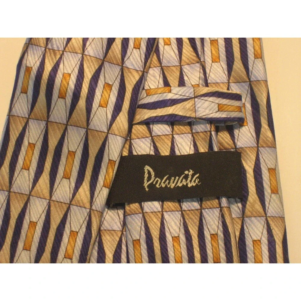 NWOT Pravata 100% Silk Geometric Design Necktie